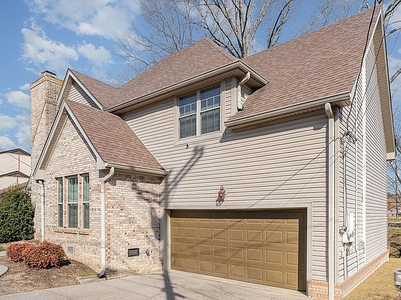 2nd image of 728 Bluewater Dr