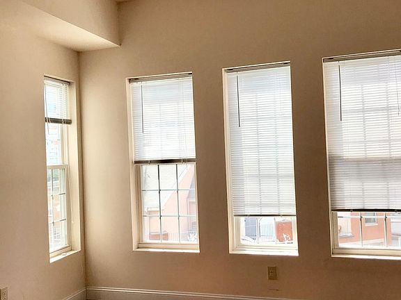 4th image of 908 Cherry St #801