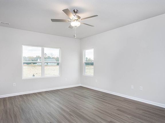 Spacious living room