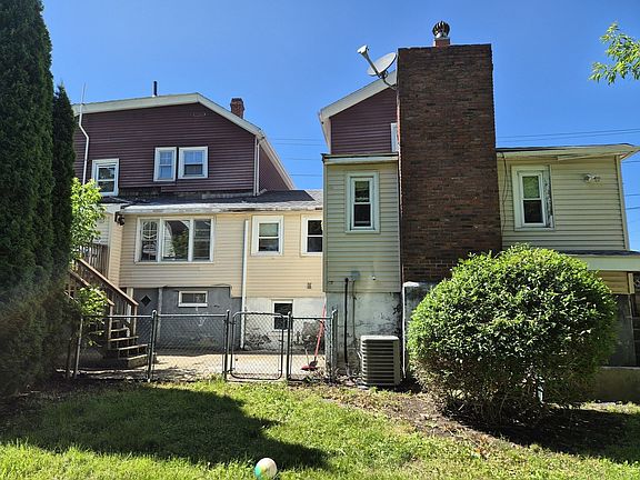 3rd image of 20 Lake St