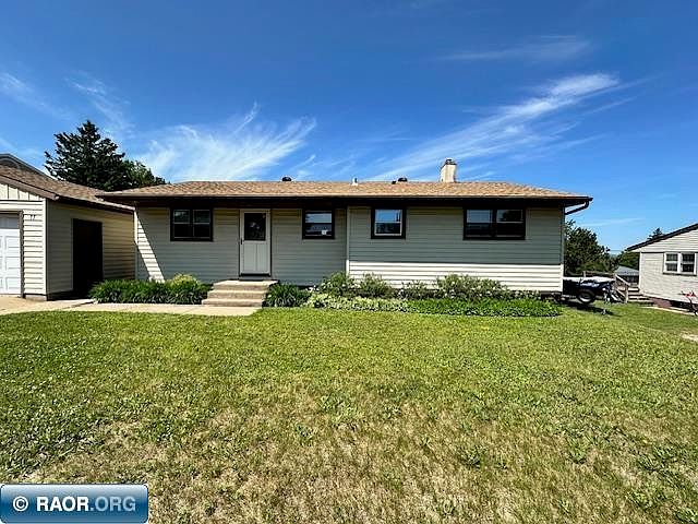 1st image of 77 Vermillion Dr