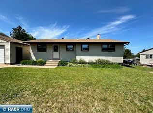 77 Vermillion Dr, Virginia, MN 55792