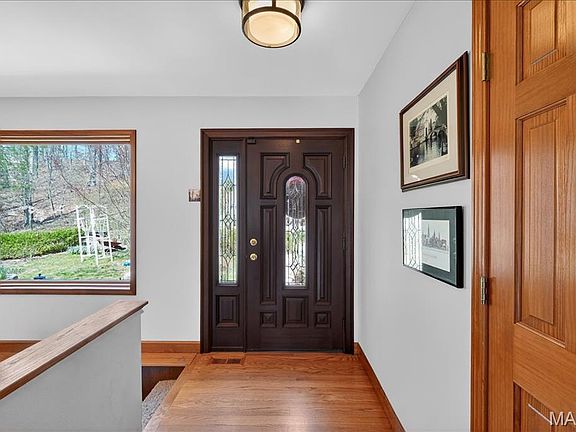 3rd image of 19463 Babler Forest Rd