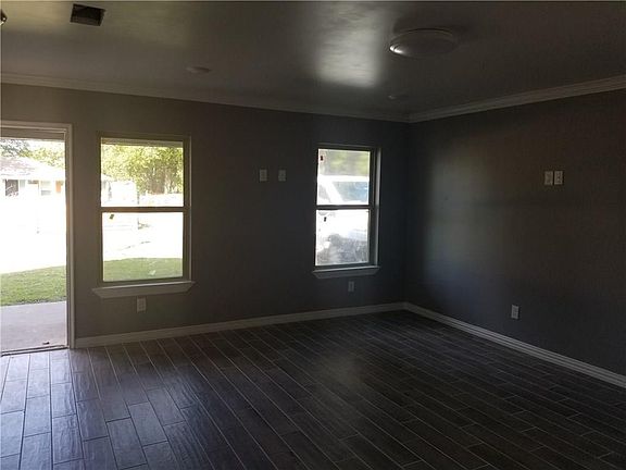 5th image of 4114 Maryland Ave