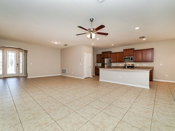 3rd image of 11605 Storywood Dr