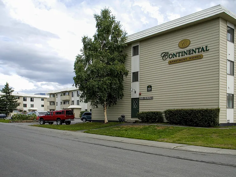 Continental — Photo 12