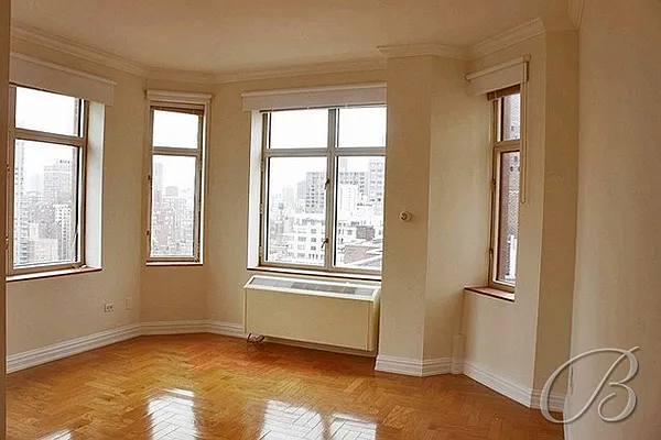 Rented by Bellmarc Realty | media 23