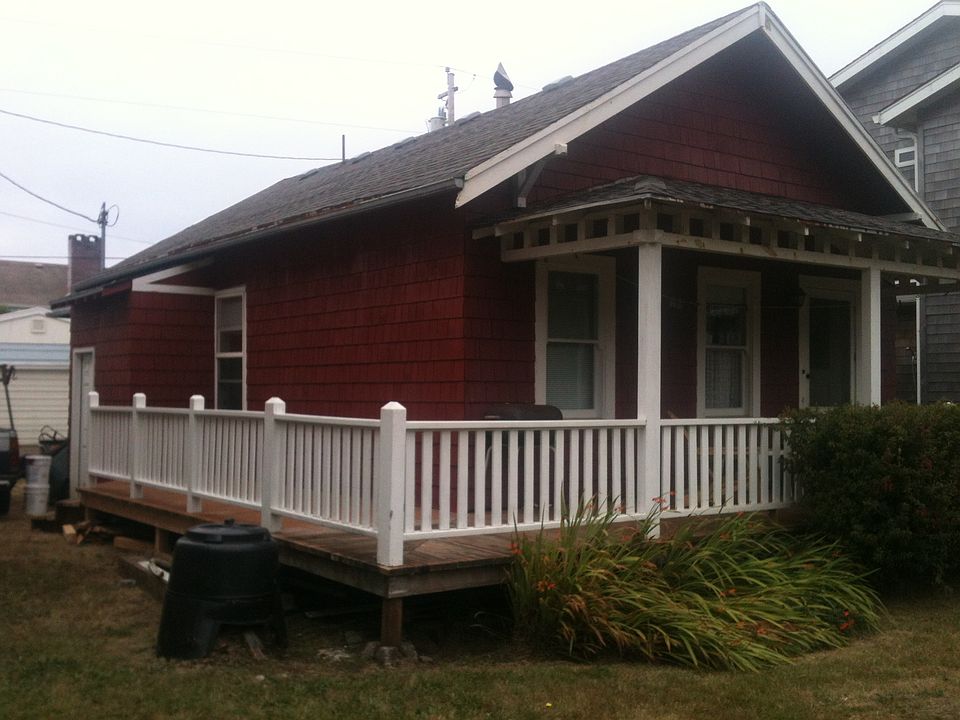 1st image of 366 S Pacific St