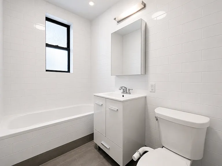 611 W 137th St #62 — Photo 5