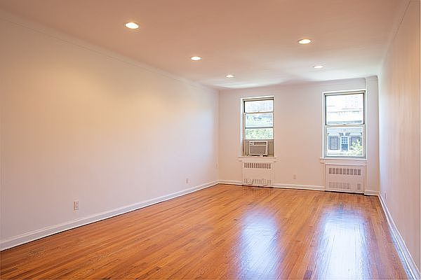 1st image of 100 8th Ave APT 4C