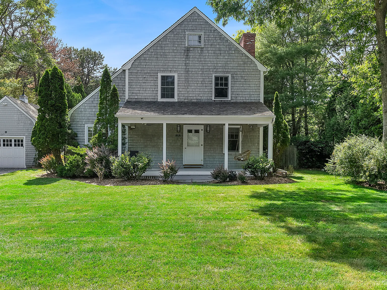 Wainscott Gem — Photo 3