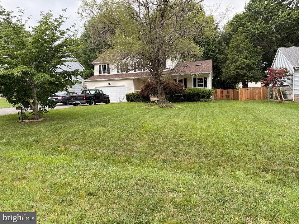 1st image of 11926 Woodland View Dr