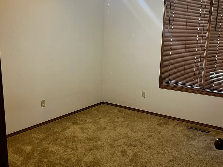 2119 S Ferguson Ave — Photo 12