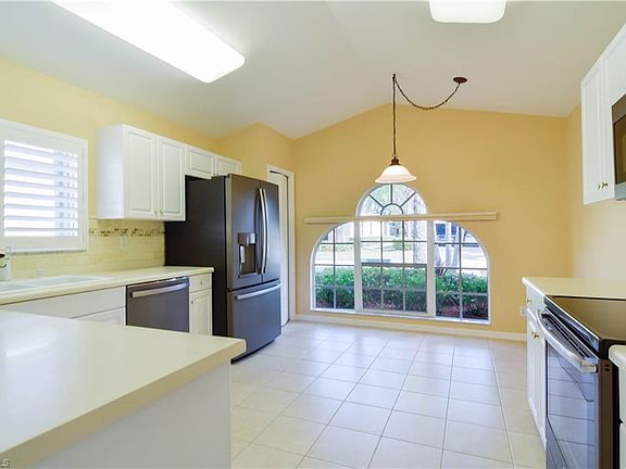5th image of 9357 Palm Island Cir