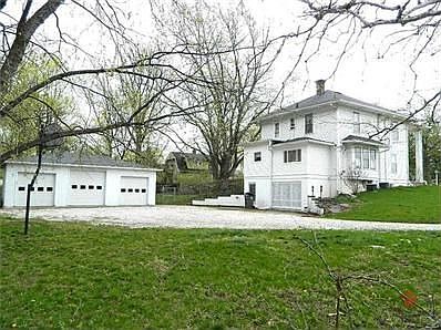 2nd image of 740 Morgan Dr