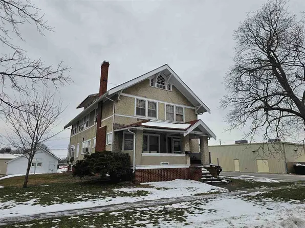 320 N Jefferson St, Sigourney, IA 52591