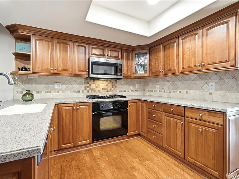 2235 El Capitan Dr — Photo 34