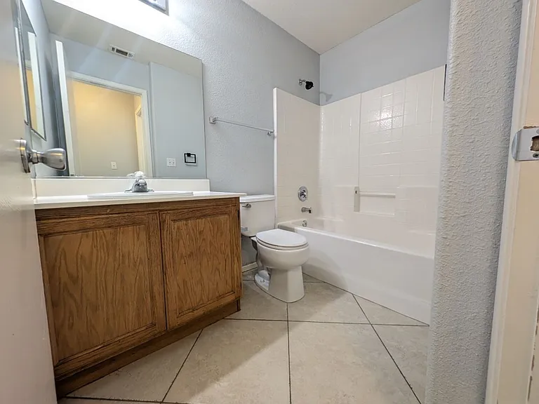 1821 Running Fawn Ct — Photo 17
