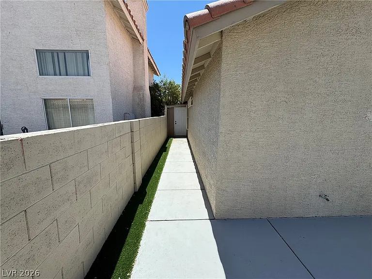 5534 Super Bowl Dr — Photo 16