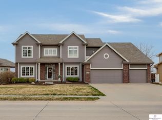 19311 Sahler St, Elkhorn, NE 68022