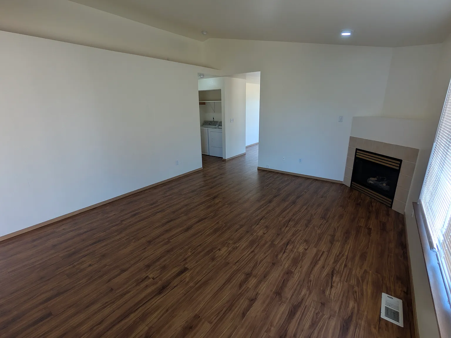 5924 105th Pl NE — Photo 3