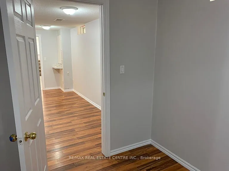 505 Rossellini Dr — Photo 5