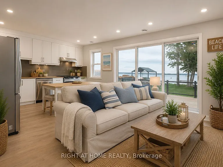 241 Rockaway Beach Pl — Photo 7
