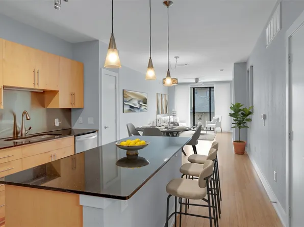 4333 Gilbert Ave APT 215, Dallas, TX 75219