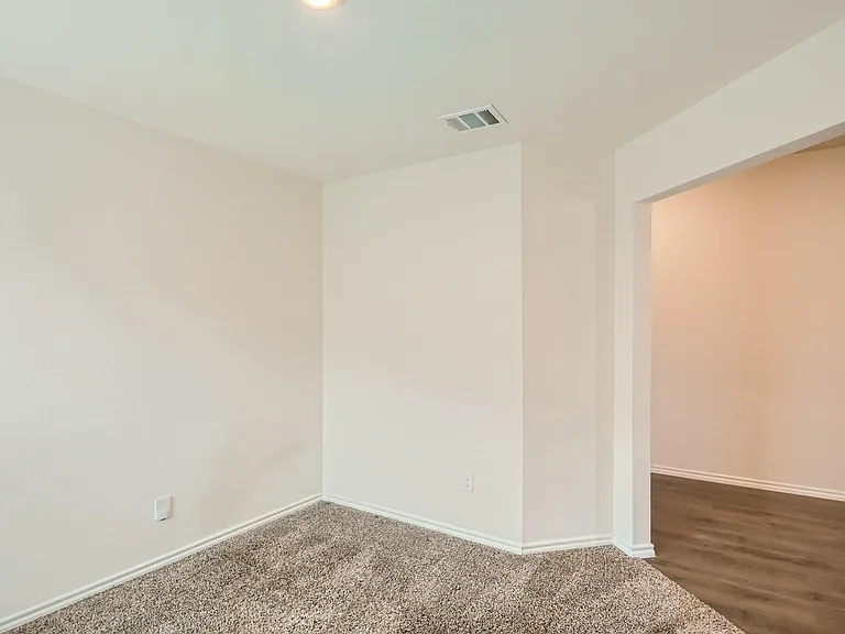 2310 Hankinson Ln — Photo 16