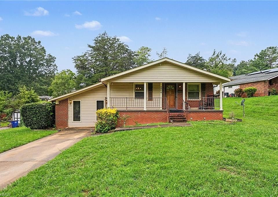1st image of 4304 N Jasmin Ct
