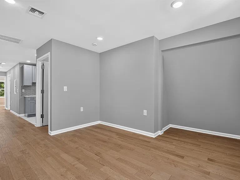 74 W 52nd St #2 — Photo 5