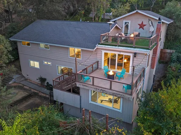 12 Haven Drive, Petaluma, CA 94952