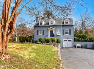 106 Greenbrier Dr, Knoxville, TN 37919