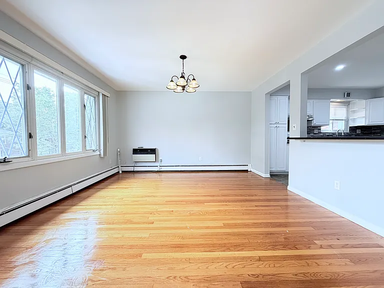 1229 Inwood Ter #2 — Photo 7