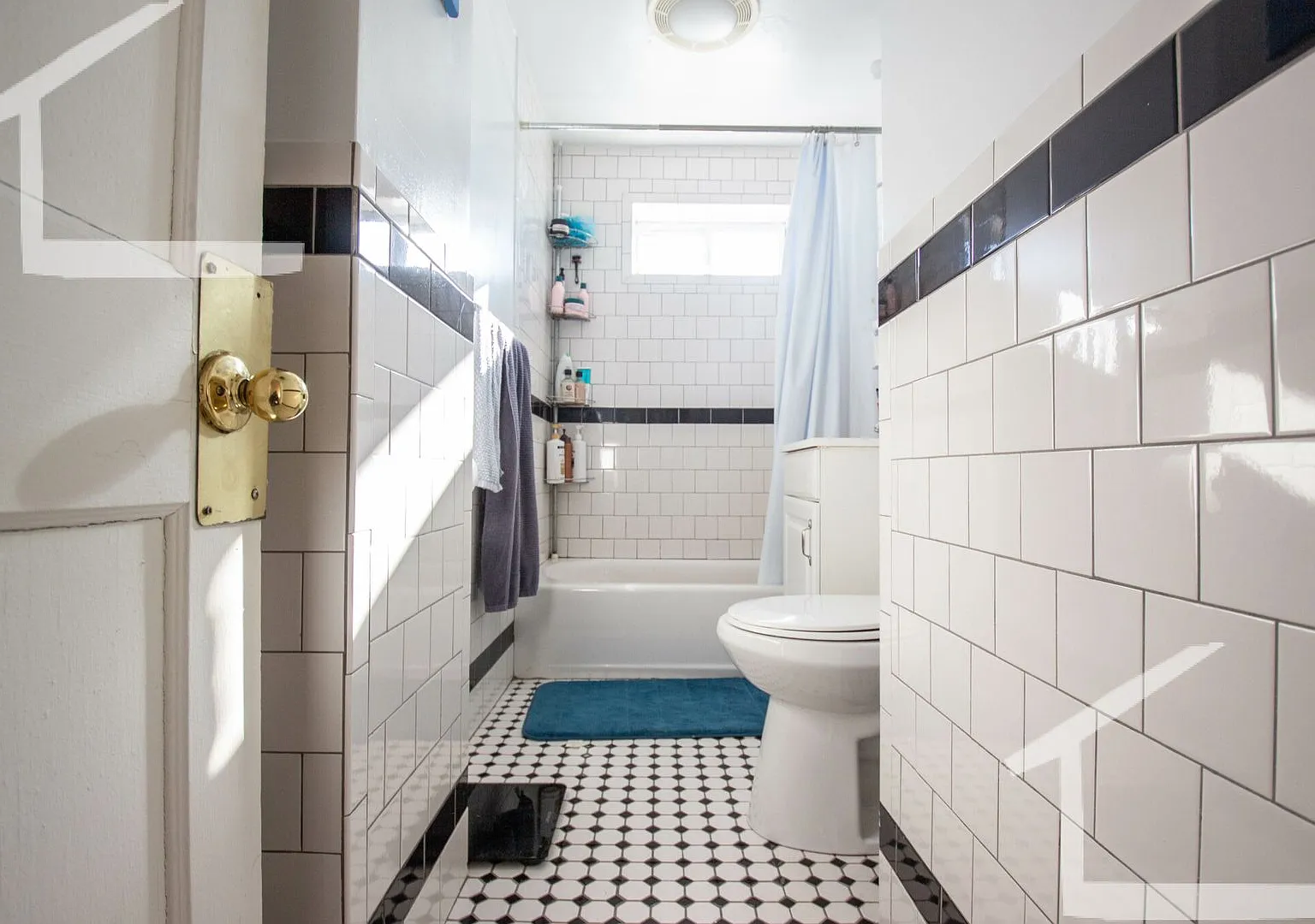Nicely located 1 bed split for the upcoming school year! — Photo 3