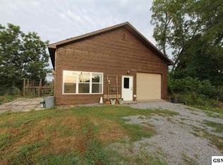 444 Flat Creek Rd, Sevierville, TN 37876