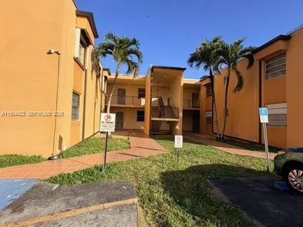 8990 SW 24th St, Miami, FL
