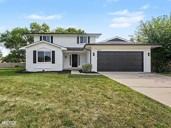 2nd image of 46500 Meadow Ln