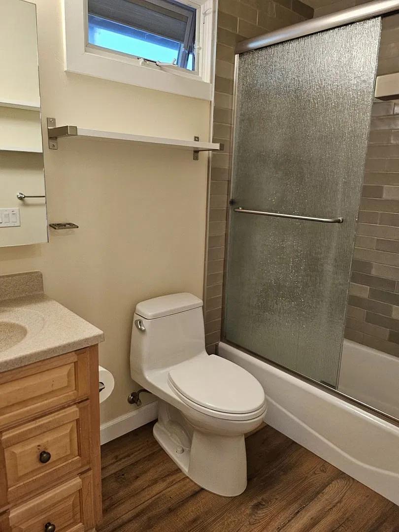 1 Bedroom Cottage in Encinitas — Photo 4