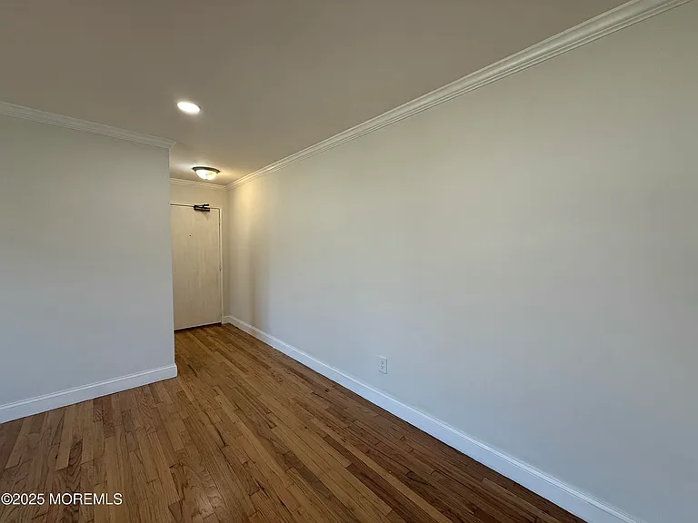 58 Stonehurst Blvd #D — Photo 10