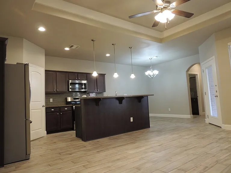 24 Devon Ct — Photo 3