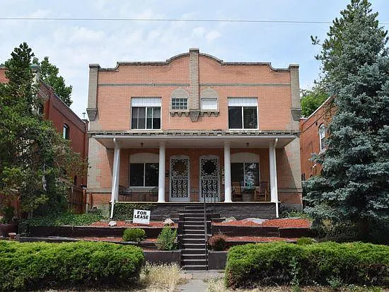 Front of building on tennyson st