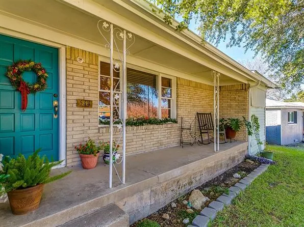 544 June Dr, White Settlement, TX 76108