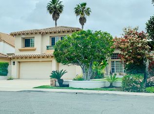 2221 Martin Dr, Tustin, CA 92782