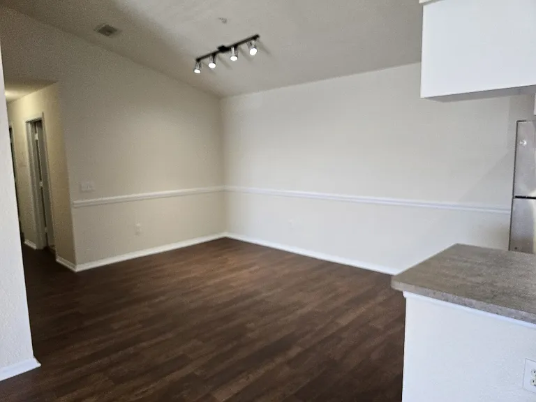 16339 Enclave Village Dr #3-304 — Photo 2