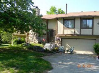 7933 Sunfield Ct, Indianapolis, IN 46214