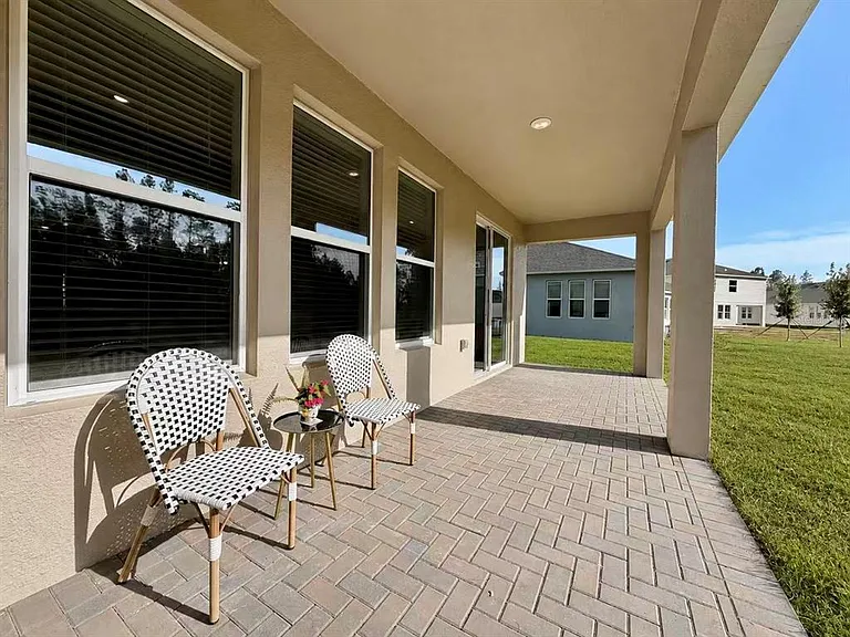 1307 Broward Dr — Photo 25