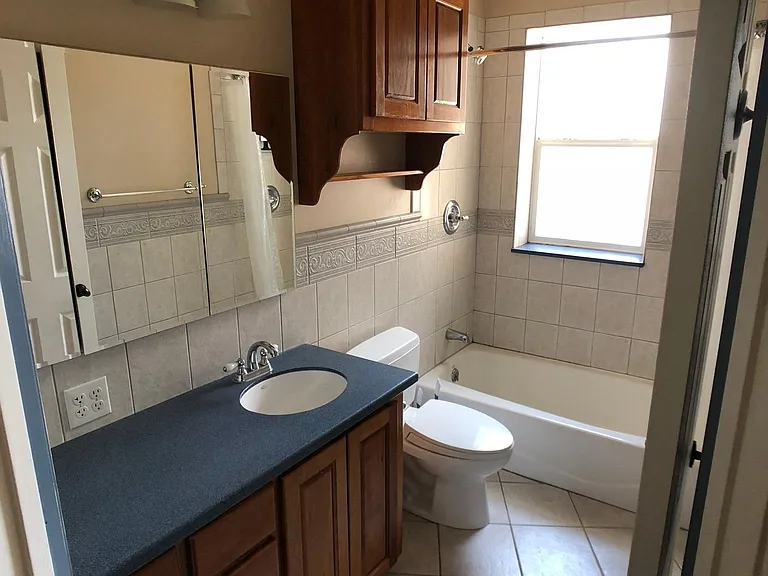 1024 E Hollywood Ave — Photo 10