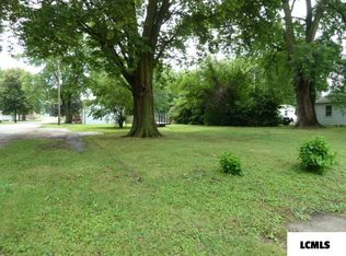 803 Short 8th St, Lincoln, IL 62656