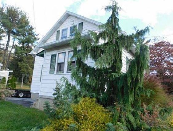 2nd image of 1701 Lehigh Ave